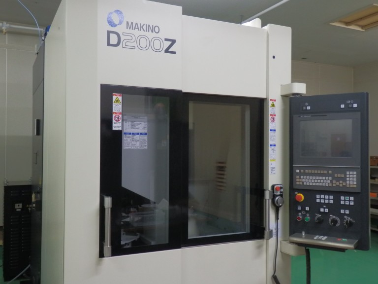 同時5軸加工機 D200Z